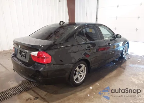 2008 BMW 328Xi из США, поврежденный, VIN WBAVC735X8A236445